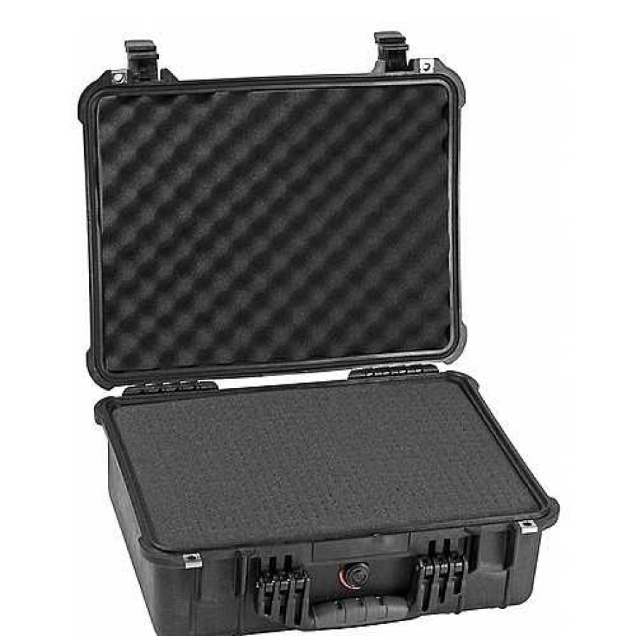 Pelican Pelican 1520 Watertight Hard Case With Foam Insert - Black Camera System Cases