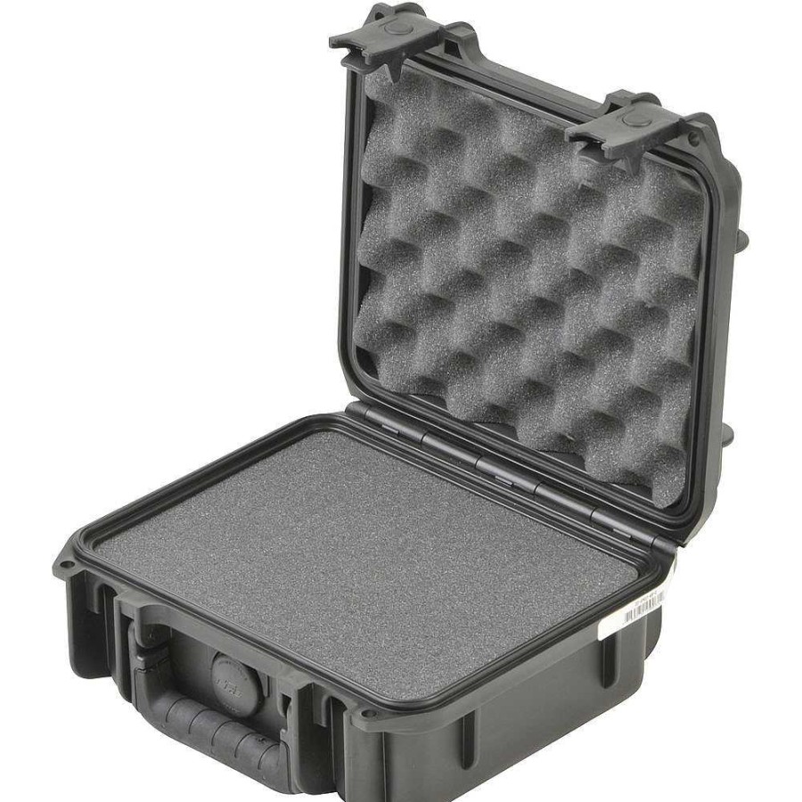 SKB Cases Skb Cases 3I-0907-4-C Small Mil-Std Waterproof Case 4 In. Deep With Cubed Foam (Black) Equipment Cases & Bags