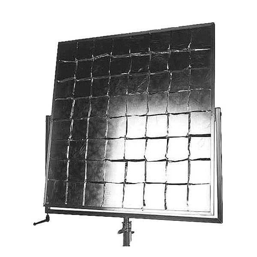 Matthews Matthews Standard Silver Reflector (42X42 In.) Panel Reflector Kits